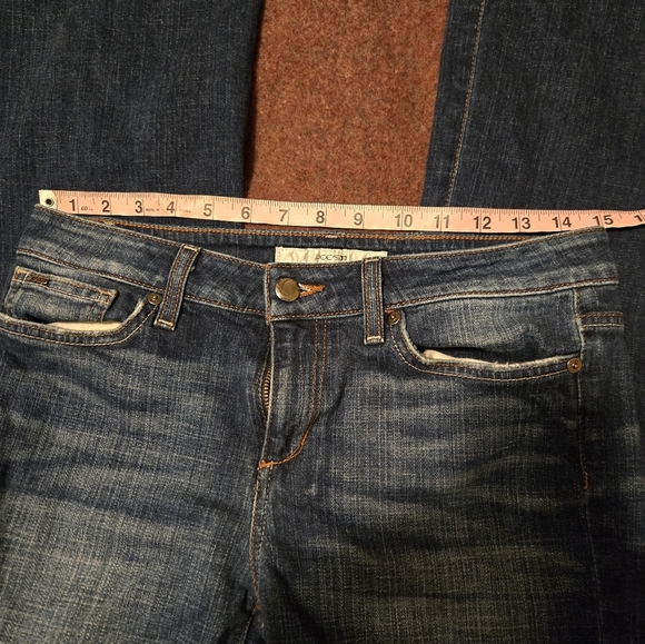 Joe's Jeans Muse Cut Women's Marked As A 28x31 But Measuring 30x31 - Picture 4 of 10